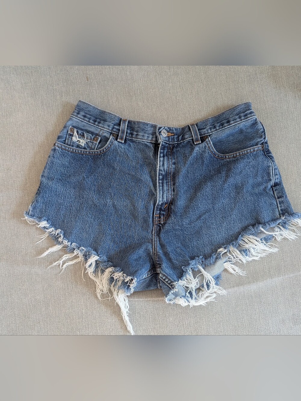 Vintage Paper tag Levis Women's 560 Cutoff Shorts Size  14